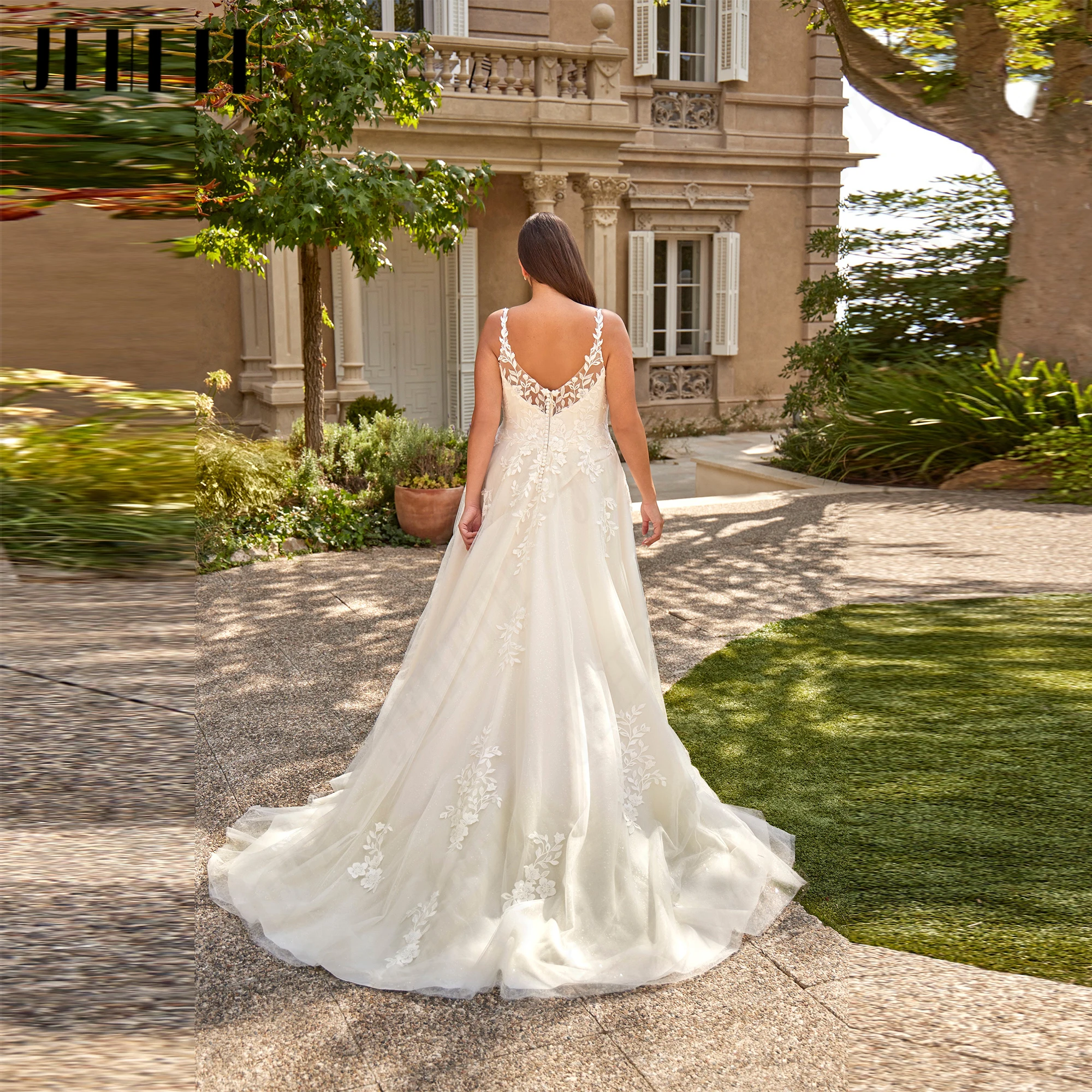 JEHETH Sleeveless Plus Size Tulle Wedding Dress V-Neck Backless Customized Bride Gowns A-Line Court Train Spaghetti Straps