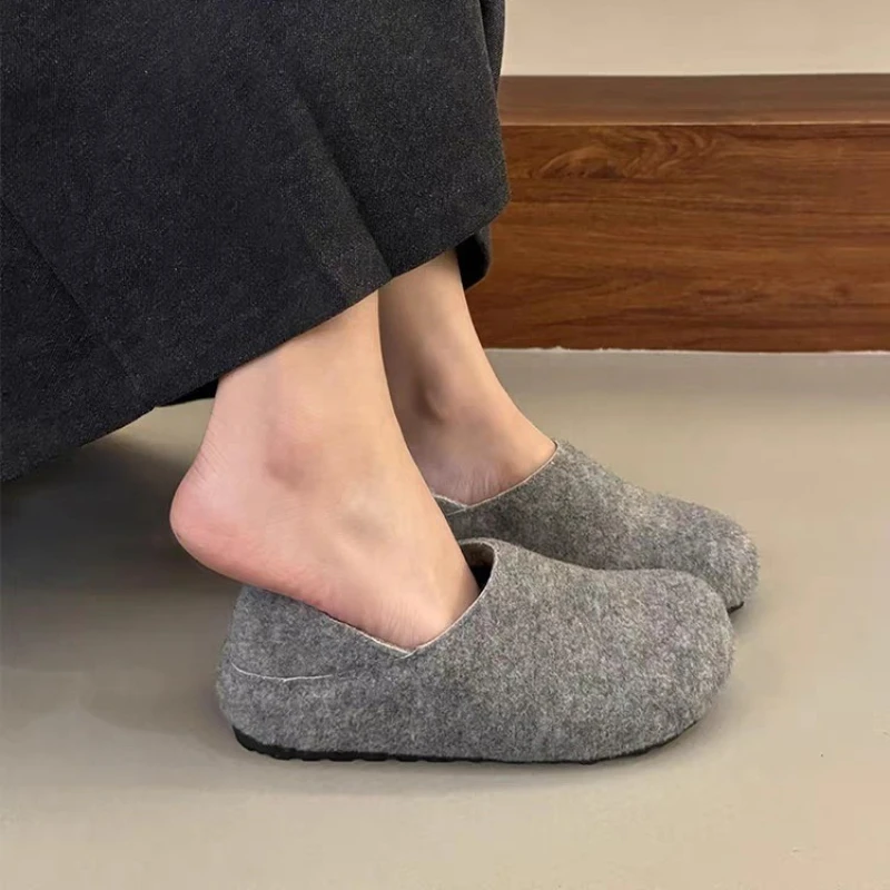 Zuecos de fieltro para mujer, cómodas zapatillas de casa sin cordones, zapatos cálidos de algodón con forro polar, ropa exterior, suela plana, informales y cómodos