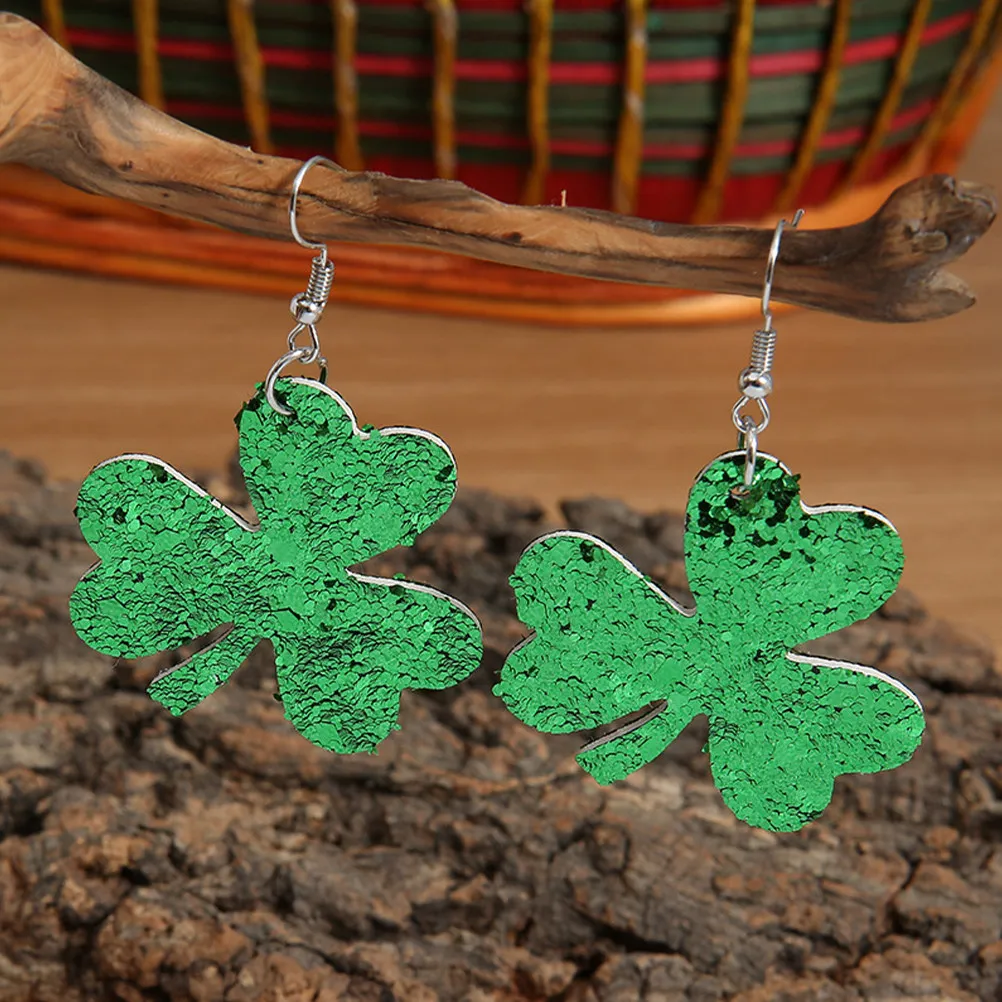 Glitter Shamrock Dangle Earrings for Women – Festive St. Patrick’s Day Costume Accessories