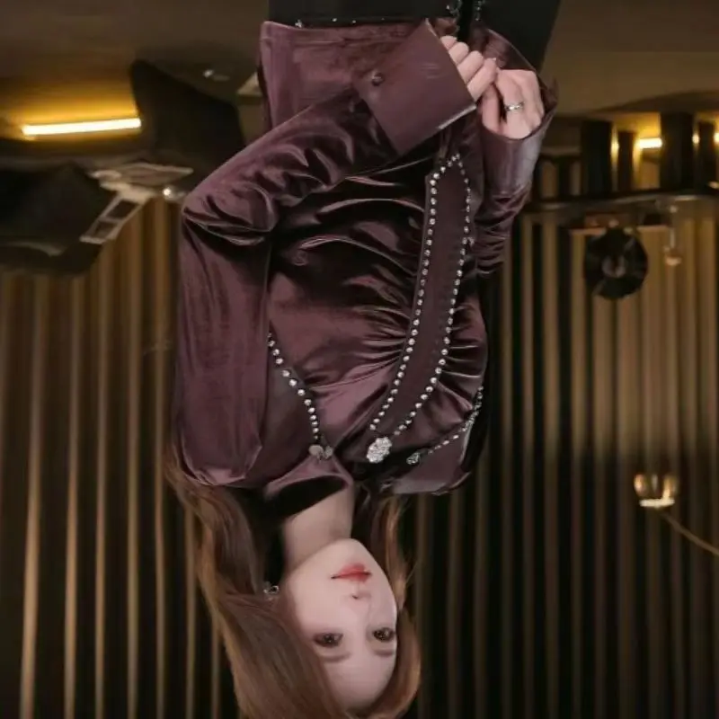 

Light Luxury Velvet Shirt Niche Unique Splicing Pleated Top Women's High-end Sense Brick Temperament Slim-fitting Long-sleeved