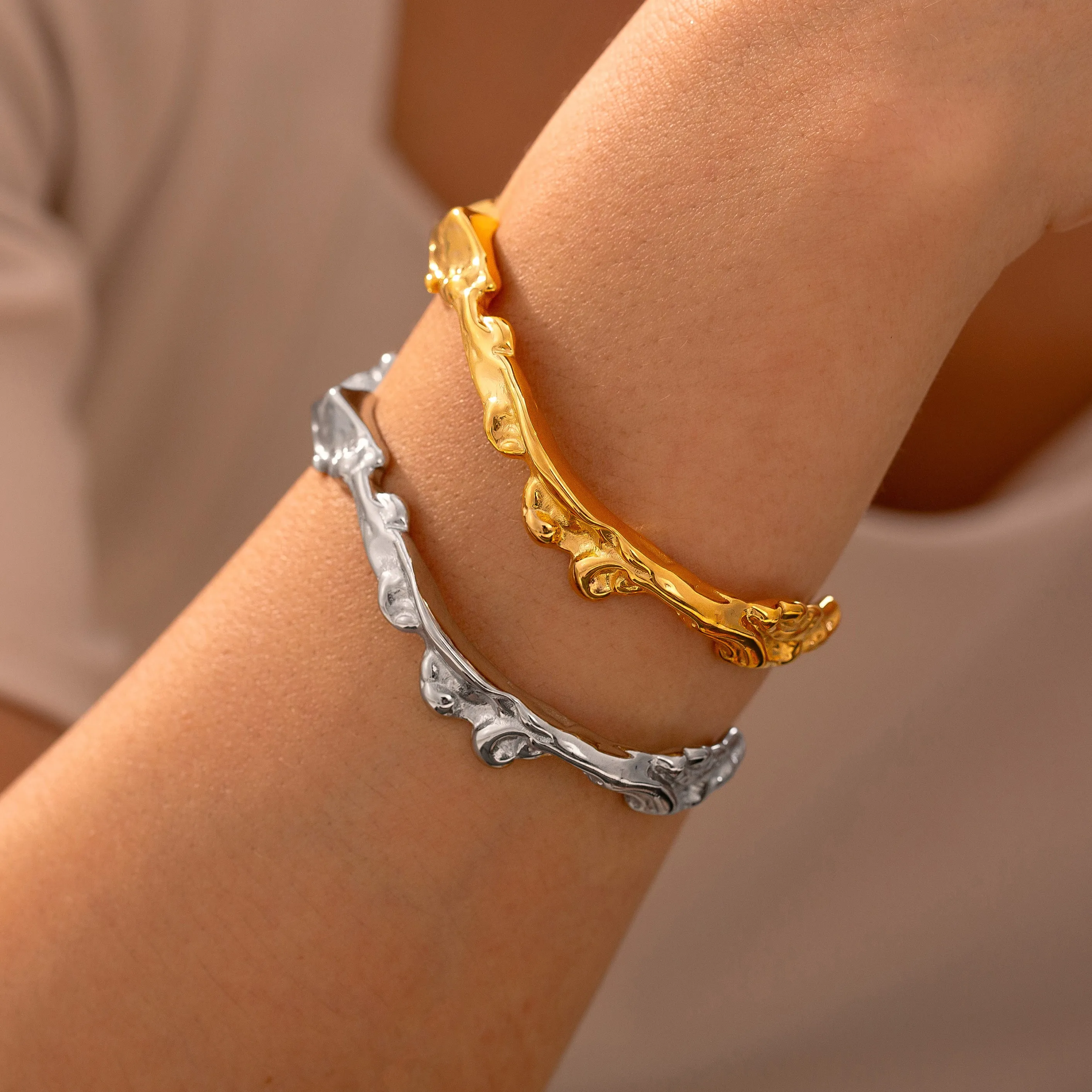 316L الفولاذ المقاوم للصدأ سوار أساور للنساء 18K مطلية بالذهب لا تشويه المرأة أساور اليد مثل موجة على المعصم الكفة الإسورة #5