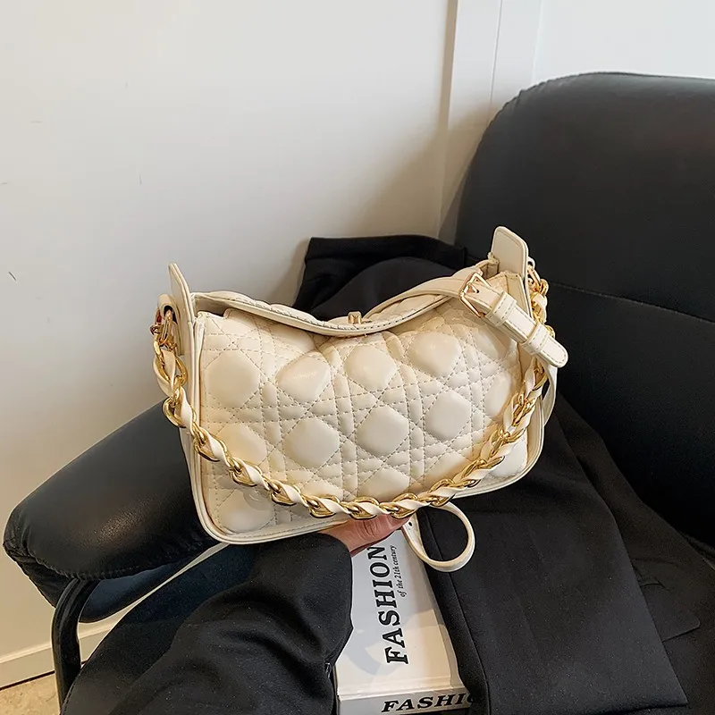 

Mom' Bag Famous Designer Popular Crossbody Bag For Women - Leather Messenger Bag In Elegant Classic Luxury Brand