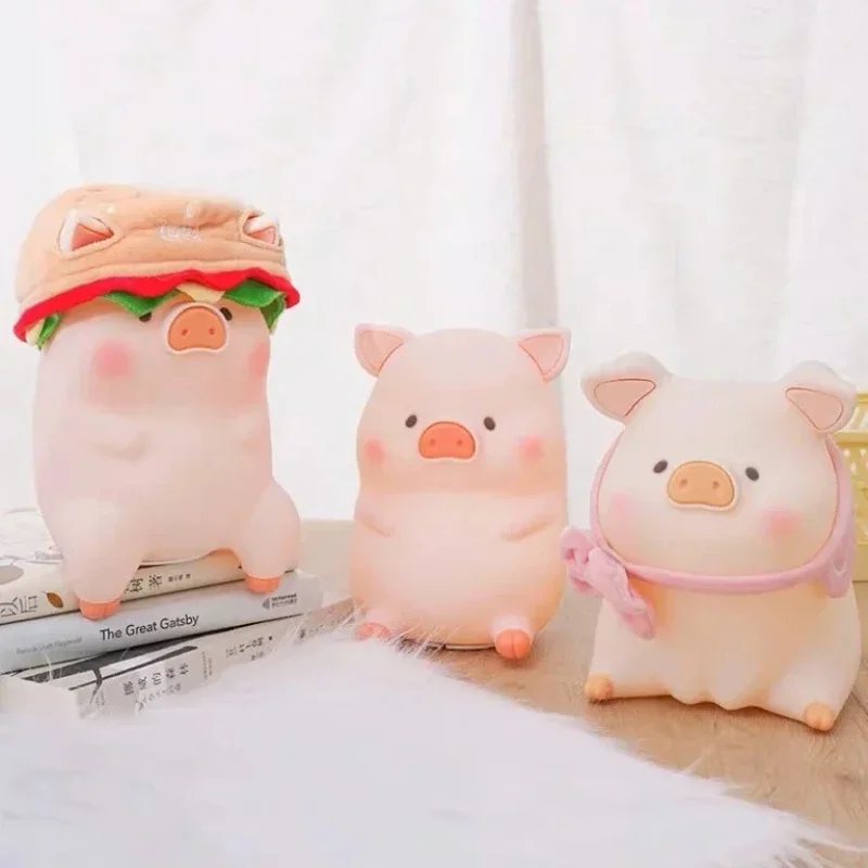 Lulu The Piggy รูปของเล่นหมูสีชมพูน่ารักรุ่น Touch Night โคมไฟของเล่นการ์ตูนเครื่องประดับ Desktop Decor ตุ๊กตาเด็กของขวัญแปลกใจ