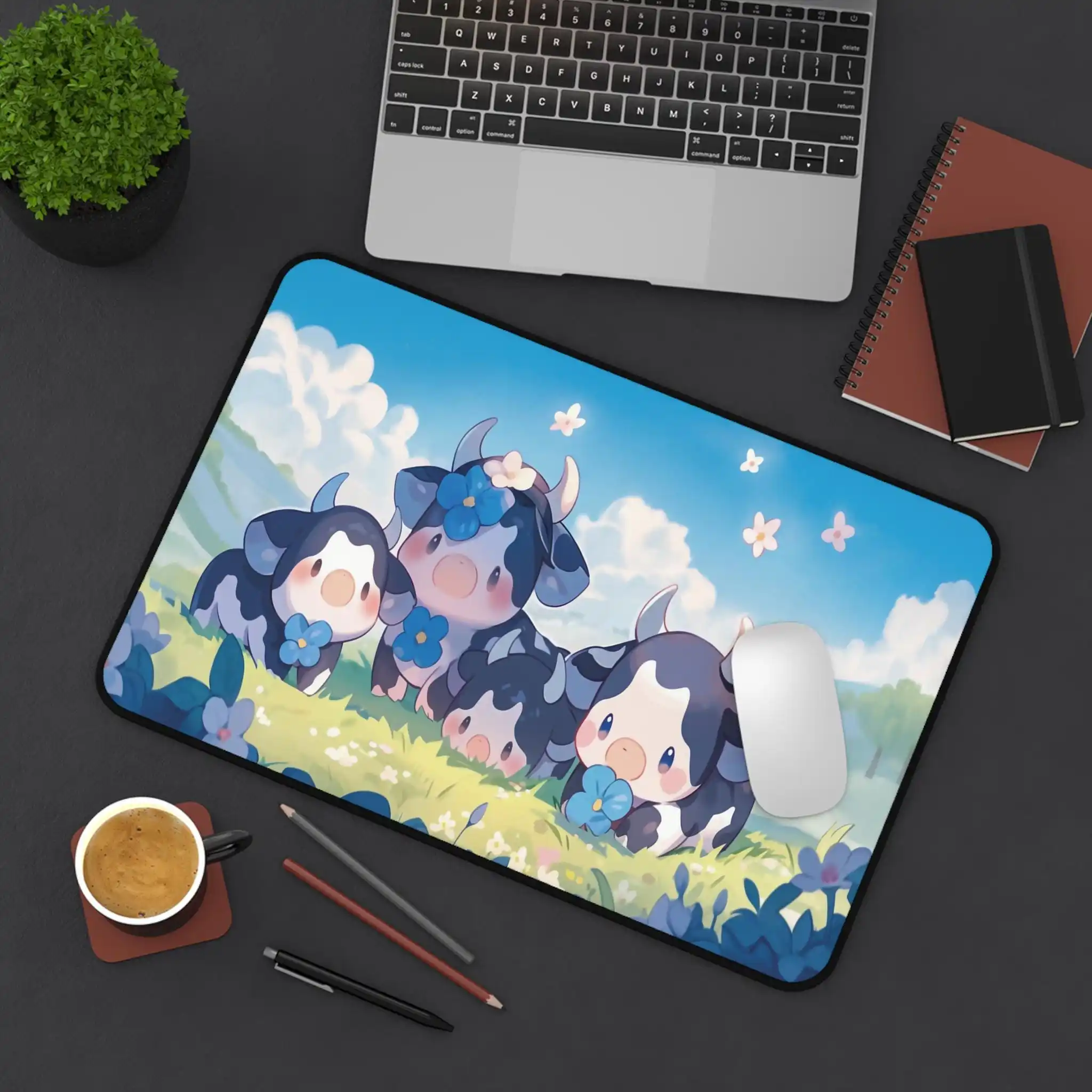 

Cow Pattern Mouse Pad, Office Keyboard Desk Mat, Non-slip and Waterproof Mouse Pad Gaming Accessories XXL Kawaii Desk Pad