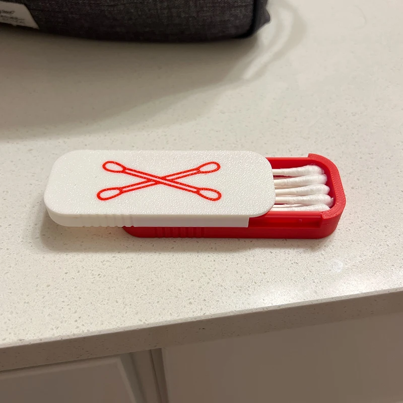 صندوق تخزين أعواد قطنية منزلق صغير حقيبة مسحة محمولة للسفر والاستخدام اليومي متعددة الأقسام مقاومة للغبار تحافظ على نظافة