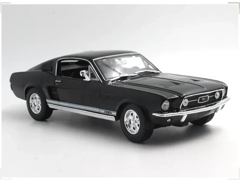 Maisto 1/18 For Ford Mustang GTA 1967 Metal Diecast Model Car Kids Boys Grils Toys Gift Display Collection Ornaments Black color