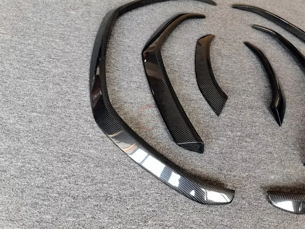 

Top Style Carbon Fiber Wide Wheel Arch for URUS Wide Wheel Arch Fender Trim Body Kit