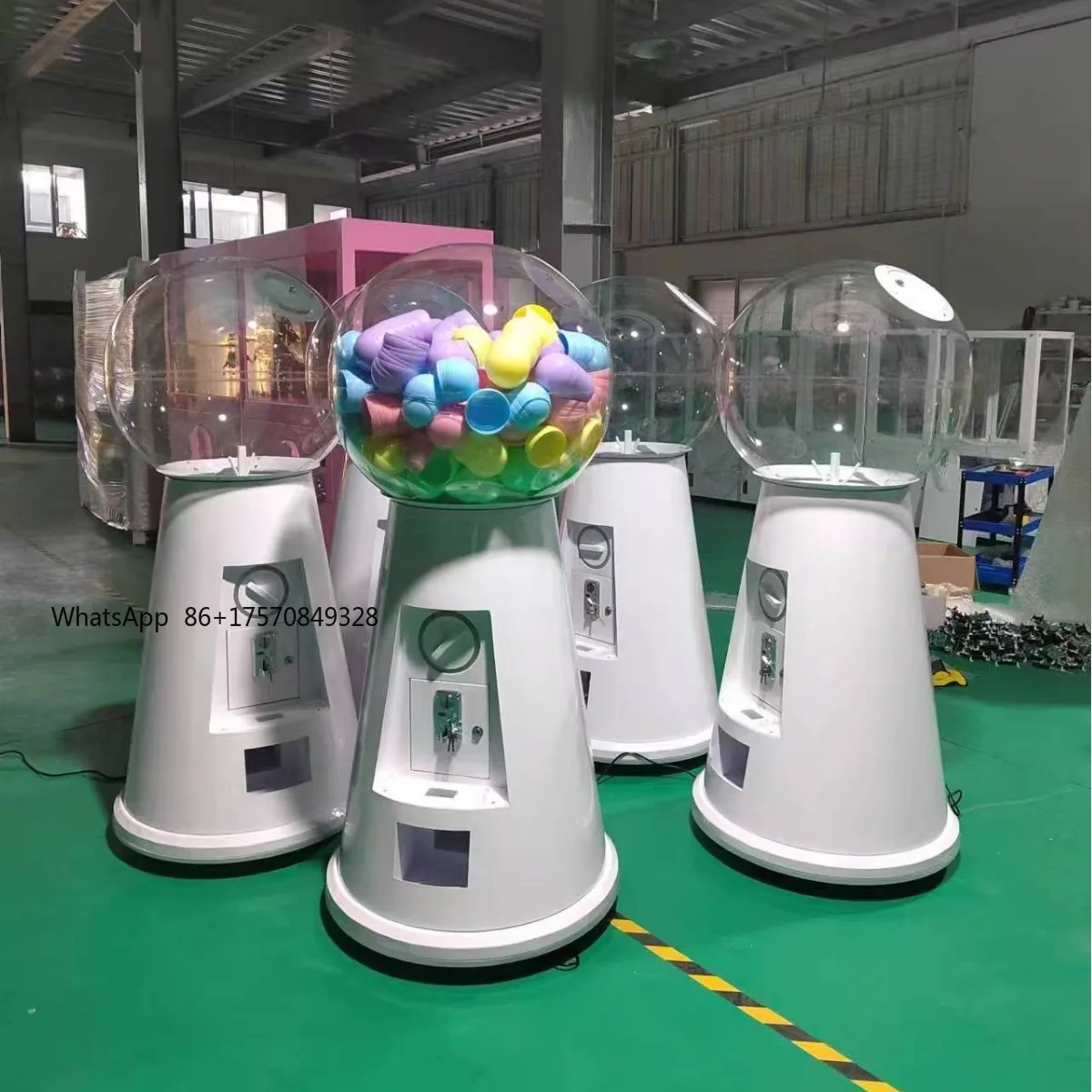 

Prize Vending Machine Twisted Vending Machine Large Size Vending Machine
