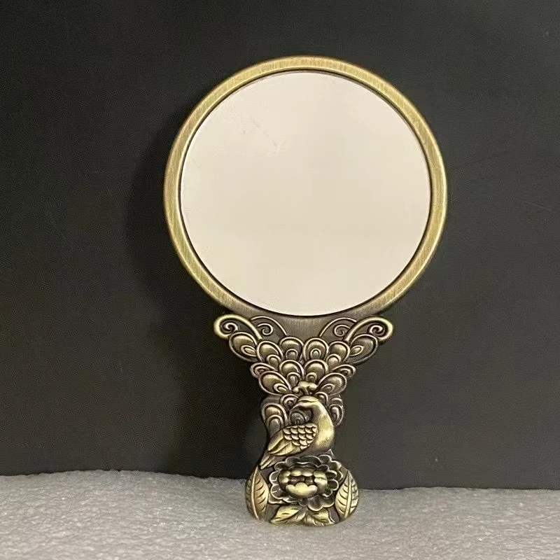 Vintage Peacock Handle Mirror With Lifelike Relief Craftsmanship Handheld Makeup Mirror