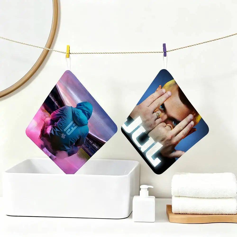 J-JuL C'est-Pas-Des Polyester Cotton Hanging Kitchen Towel, Skin Friendly Hand Wiping Towel for Hotel Cafe Household