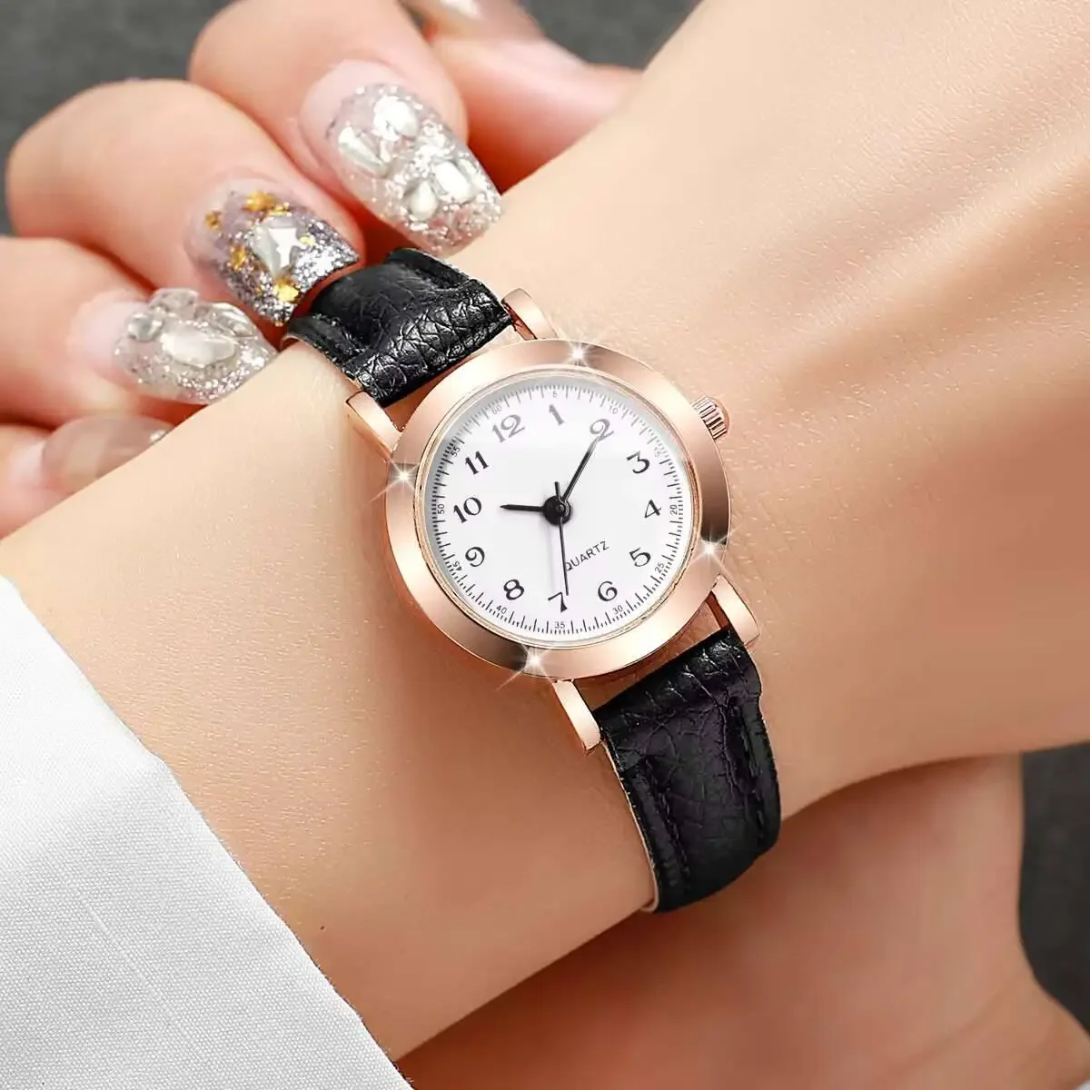 Fashion Small Dial Women Watches Casual Leather Strap Analog Quartz Wristwatch Girls Clock（Without Box） - view 4