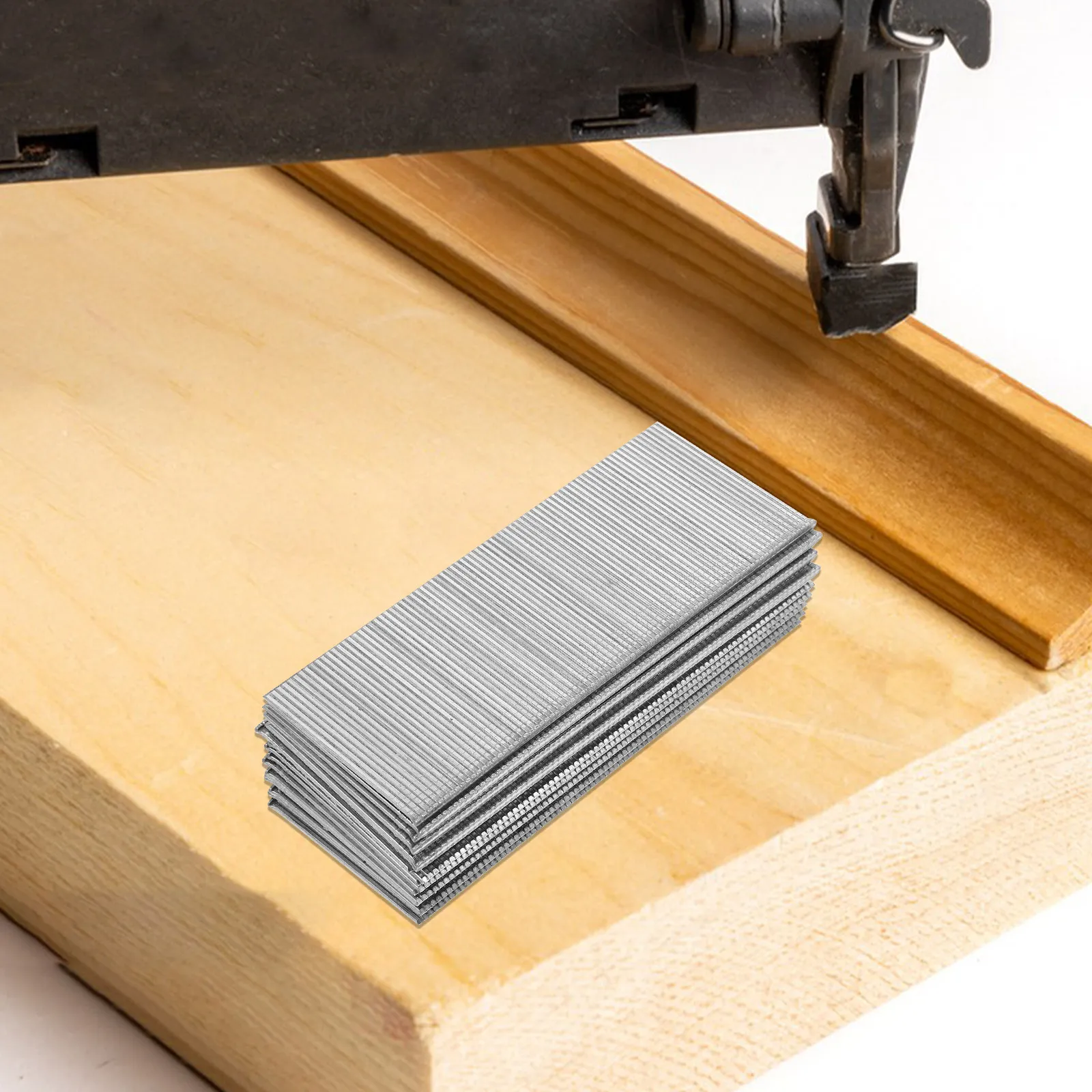 

1600 шт. стальных гвоздей-гвоздиков, прямых гвоздей, отделочных гвоздей, крепежных элементов для деревообработки, мебели, молдингов, отделки, серебристые