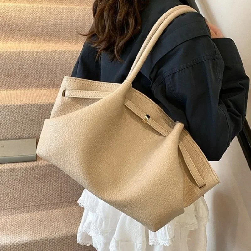 

Elegant Classic Designer Paris Diaper Bag Luxury Stylish Vintage Leather Tote For Women Minimalist Shoulder Bag