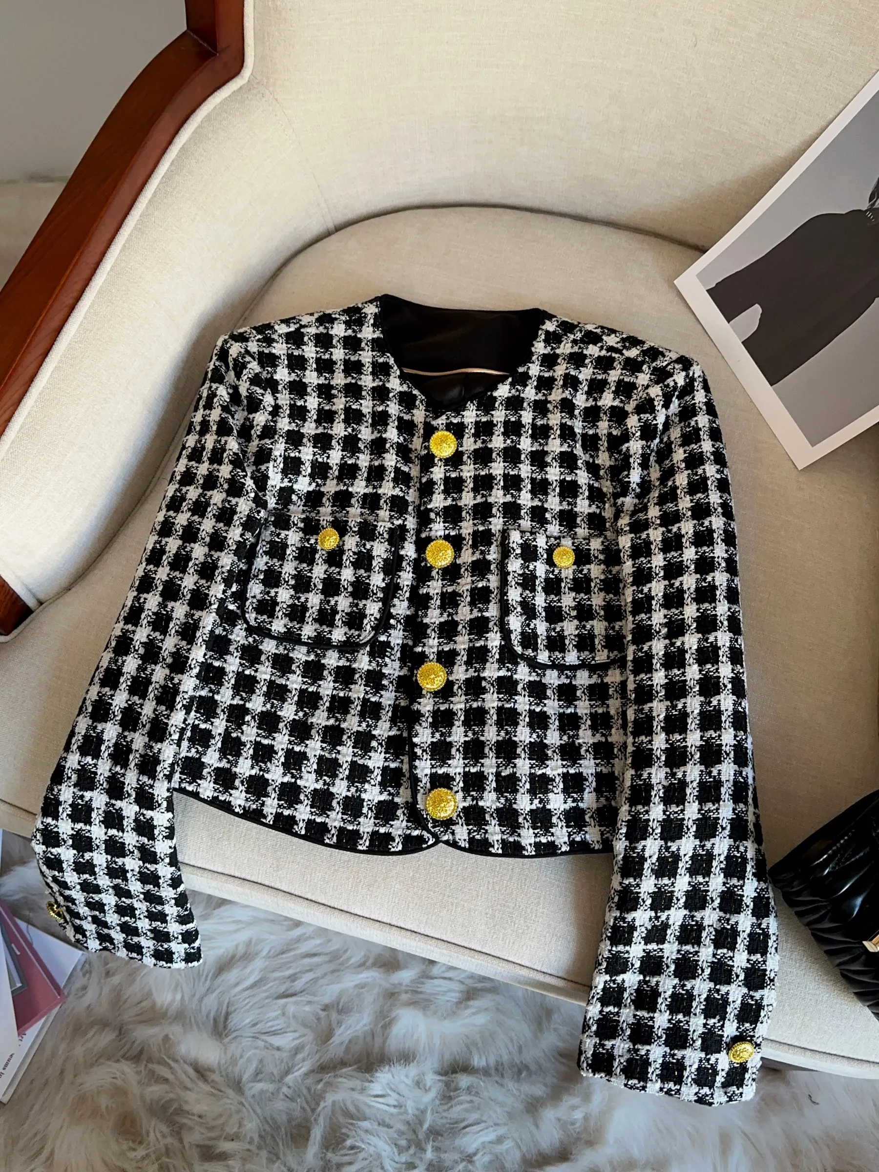 

Bla And White Plaid ort Coat Women's Sle 2024 Spring New High-End Retro Top Buttoned Rough Tweed Long Sve round Ne