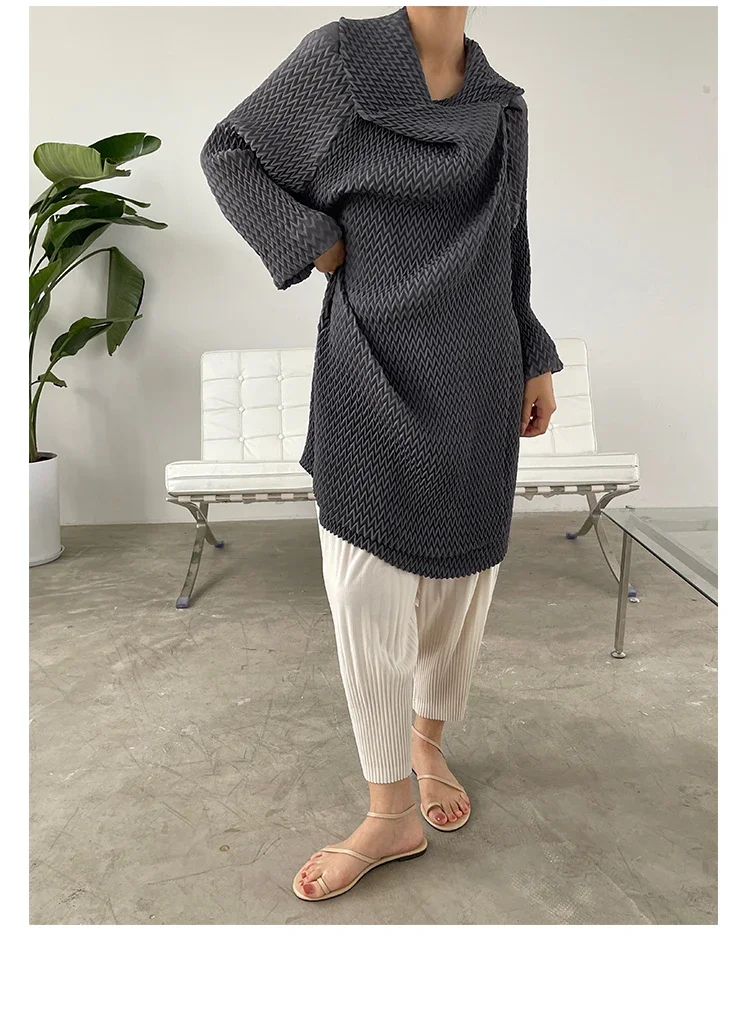 Fold Miyake These 2024 Spring New Small Stroke All-matching Temperament Coat Long Sleeve Solid Color Medium Long Trench Coat