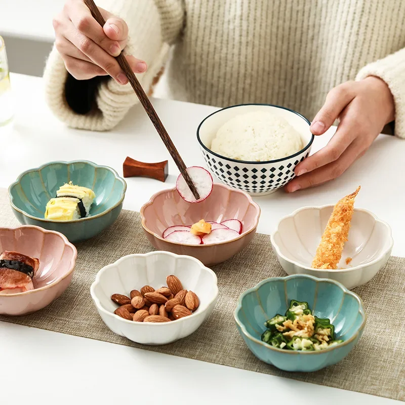 6-Piece Ceramic Banchan Bowls Set, Korean Style Flower Shape Kimchi Dishes, 4.3 Inch Appetizer Serving Plate Dishwasher Safe