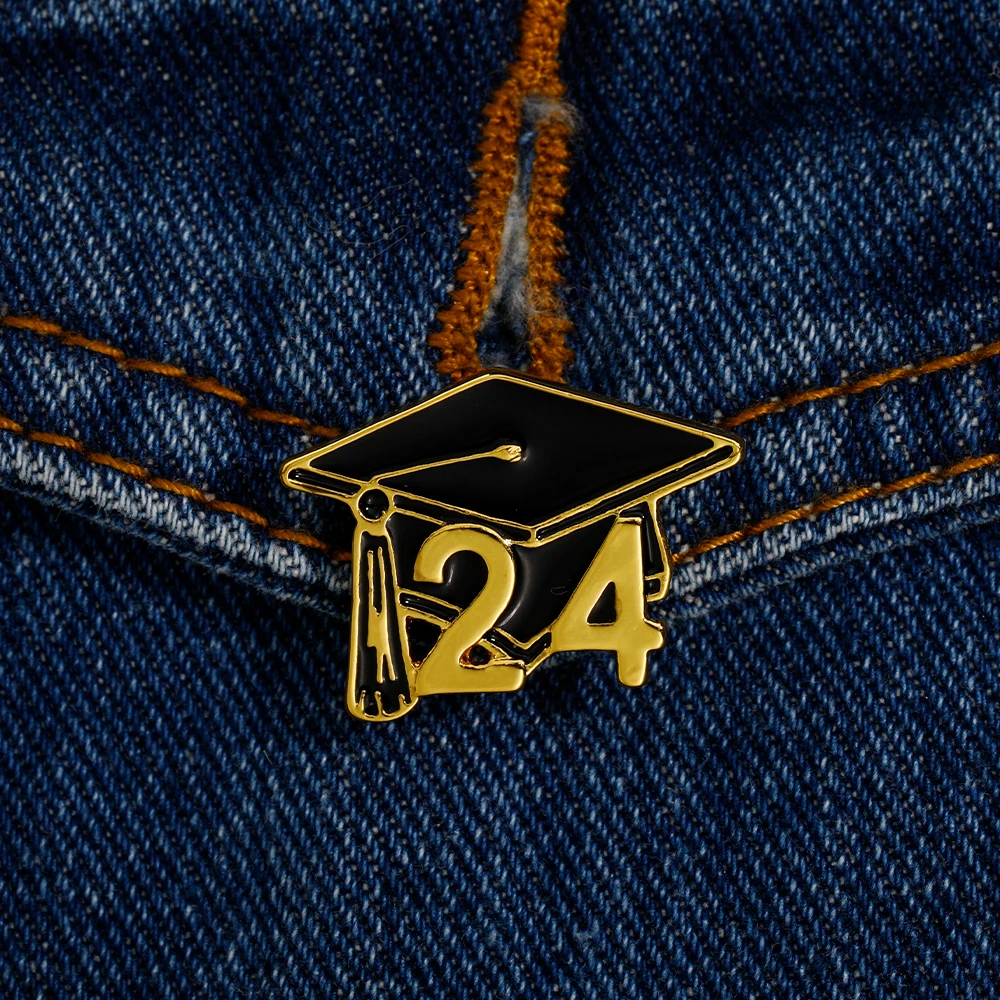 2024 Doctor\'s Hat Enamel Pins Graduation Brooch Best Gift For Students And Teachers