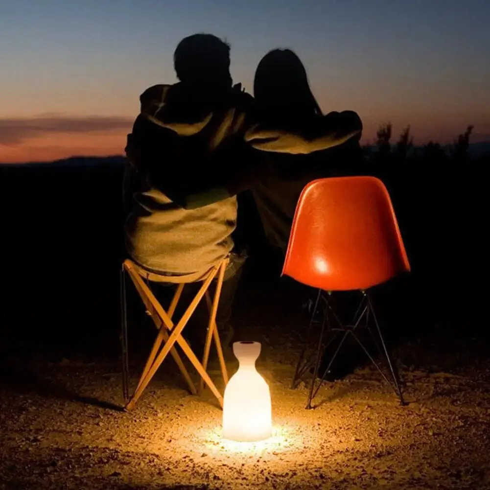 Kolorowy świecący lampka nocna z USB LED w kształcie butelki na nastrojowe oświetlenie do grilla na świeżym powietrzu na tarasie w barze ogrodowym