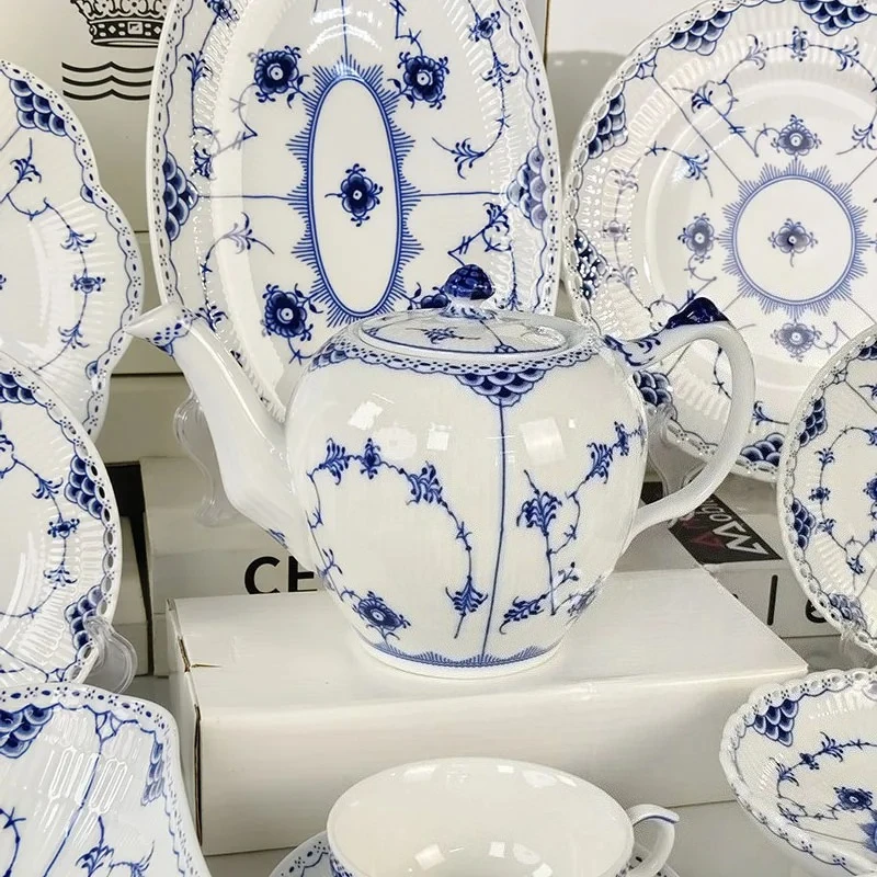 

Bone China Ceramic Cups Saucers Bowls Spoons Plates Tableware Teapots Ideal for Daily Use Home Dining Office Tea Breaks And