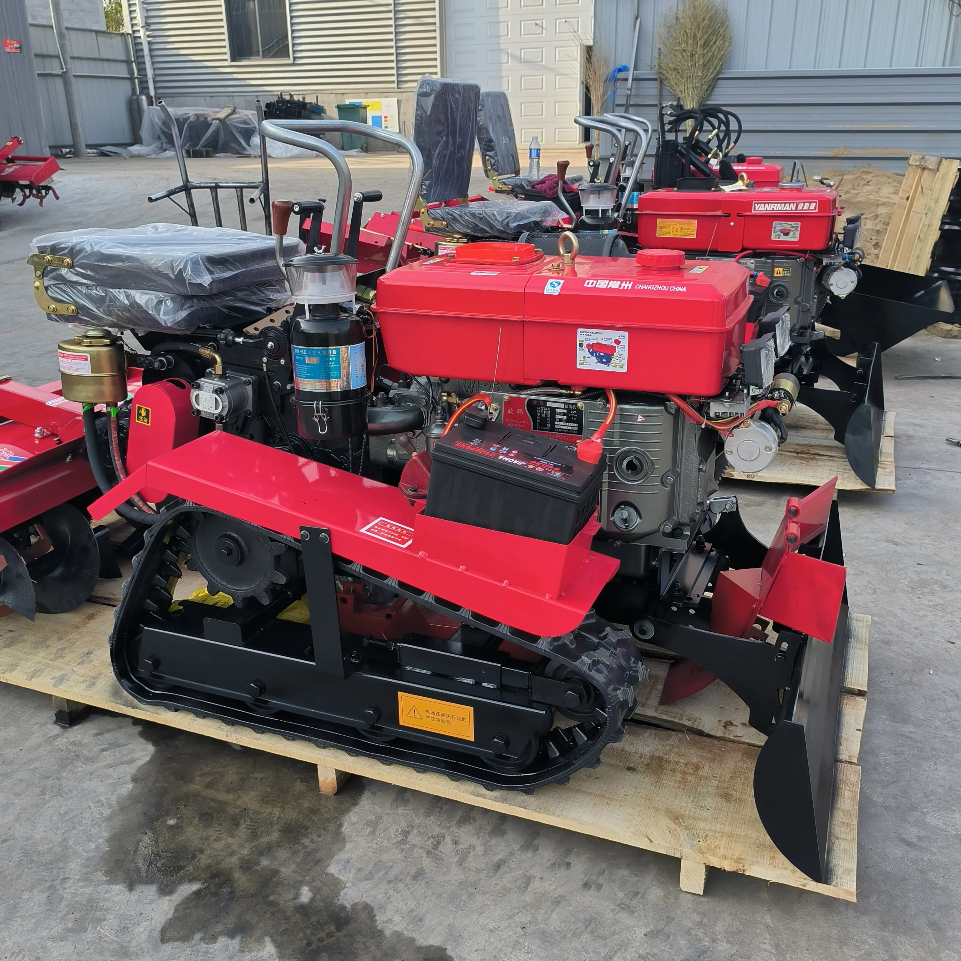 High-quality farming agricultural tractor with front-end loader cultivator agricultural garden cultivator