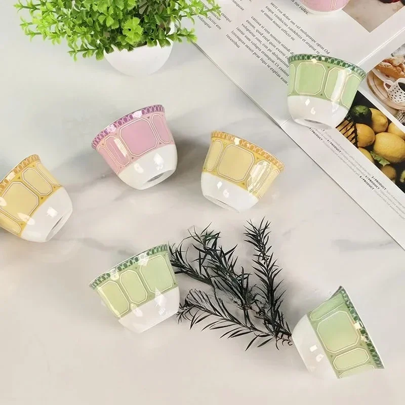 

Classic European Swan Six Small Teacups Exquisite Bone Porcelain Banquet Wedding Gift Cup High End Simple Teacup