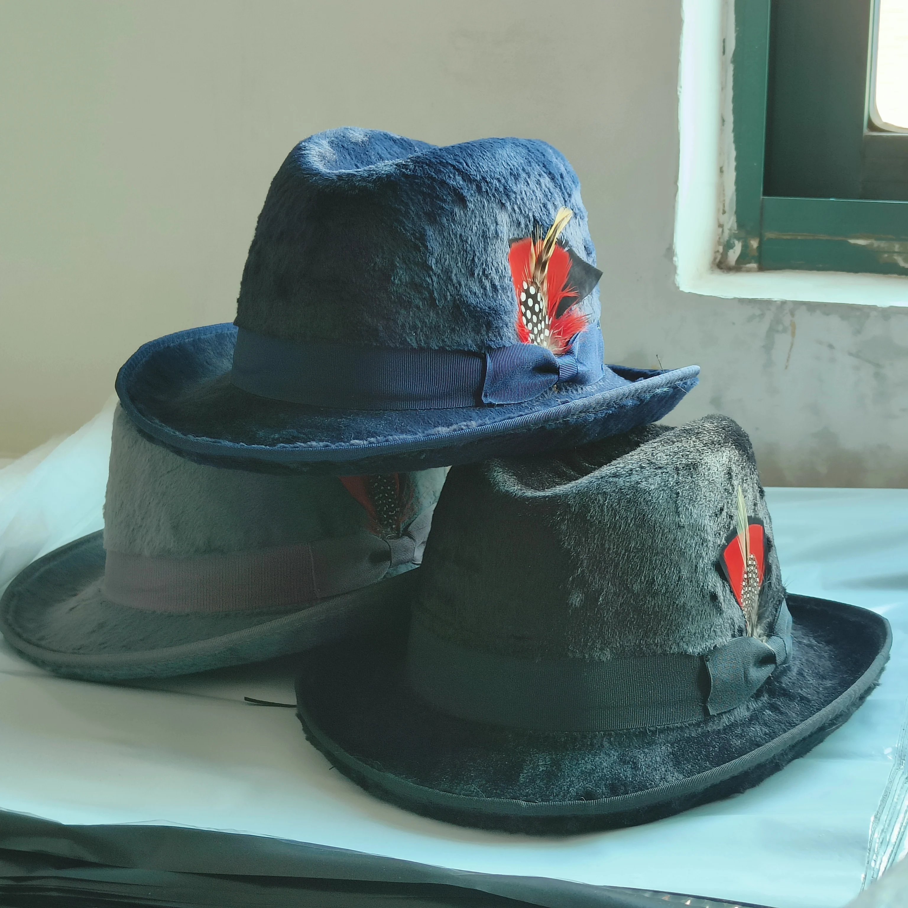 Zimowy kapelusz trilby z imitacji futra męski klasyczny fedora z piórami prosty damski kapelusz hamburger vintage kapelusz pork pie zimowy sombrero hombre