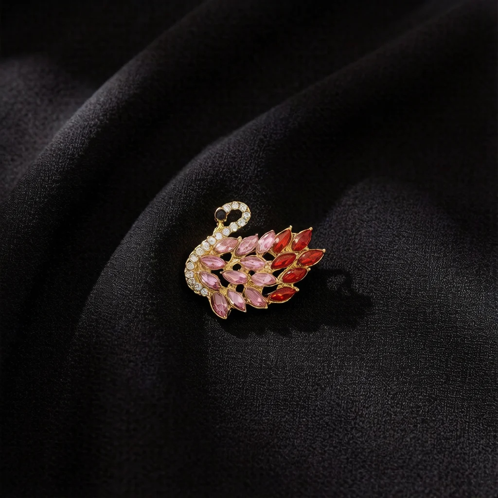 Fashion 26 Metal Lapel Pins, Unique Clothing Accessories, Exquisite Brooches, Couple's Unique and Distinctive Clothing Decorations, Anti-Exposure Brooches, High-End Clothing Embellishments, Shoe Decorations, Brooches, Metal Clasps, Suit Lapel Pins, Decorative Clasps, Shoe Accessories, Scarf Clips, Silk Clips