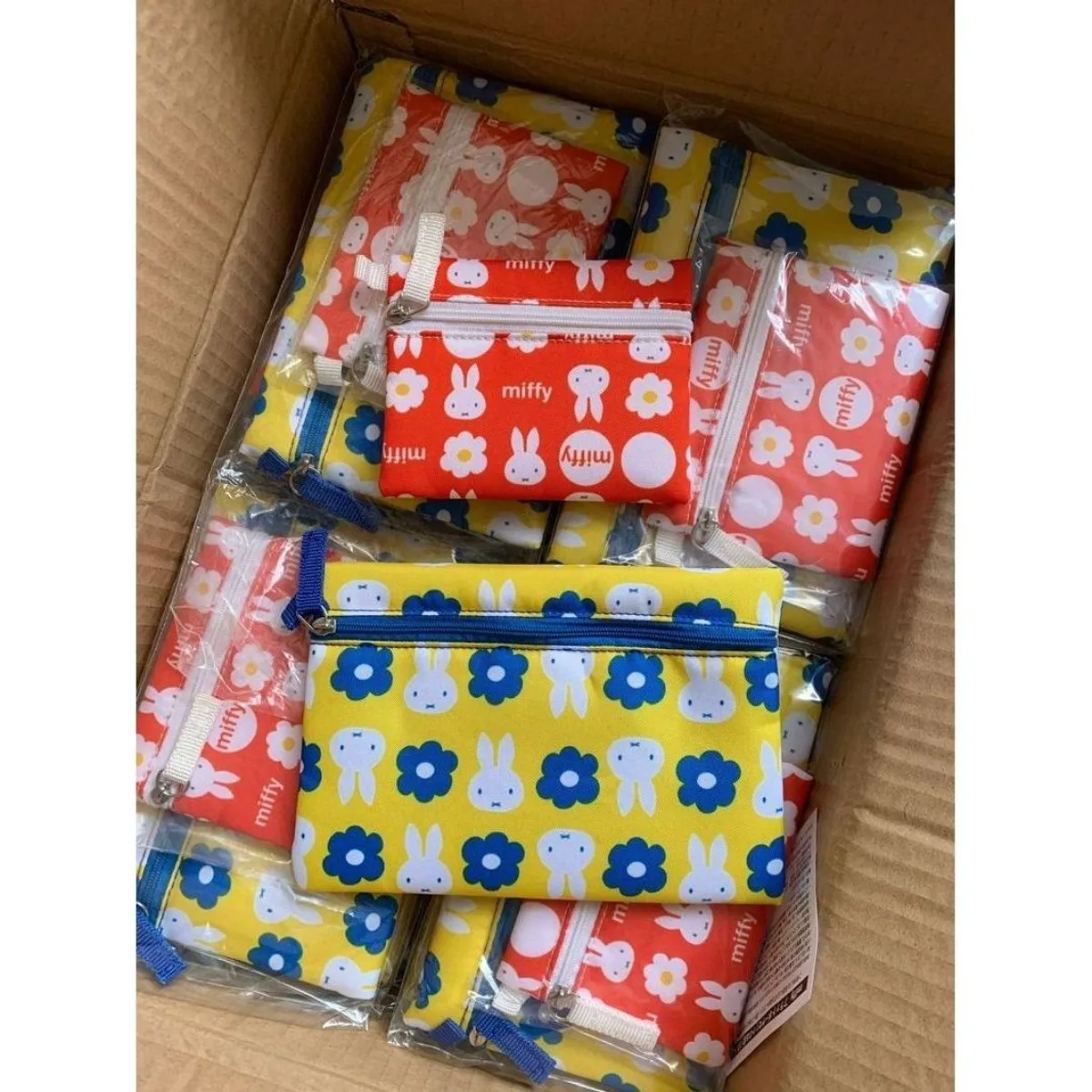 

Kawaii anime Miffy Rabbit wallet ID card zipper file bag cute cartoon lipstick storage bag change card bag storage card