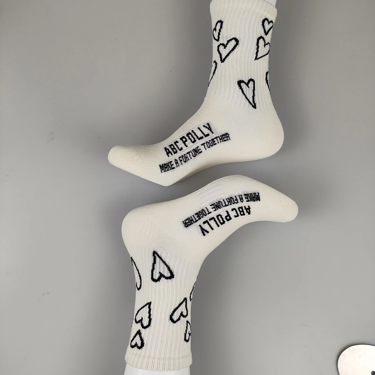 Calcetines cortos de algodón con letras de corazón para mujer, medias de entrenamiento con arena, playa, bicicleta, escuela, acogedor, fiesta gótica, Ropa Étnica de alta calidad