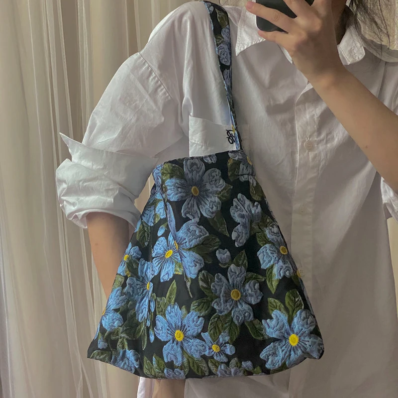 Women Shoulder Bags Large Capacity Big Tote Floral Jacquard Blue Fashion Vintage Handbags Retro Underarm Canvas for Girls Korean