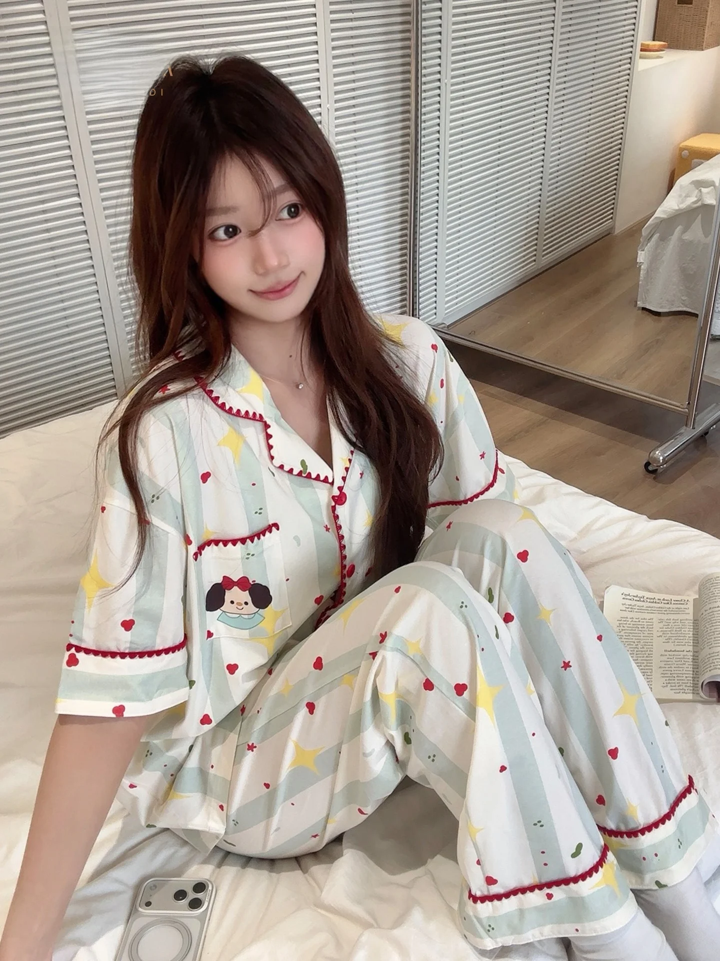 pigiama-estivo-in-cotone-rinfrescante-per-ragazze-con-stampa-cartoni-animati-cardigan-aperto-a-maniche-corte-e-pantaloni-lunghi