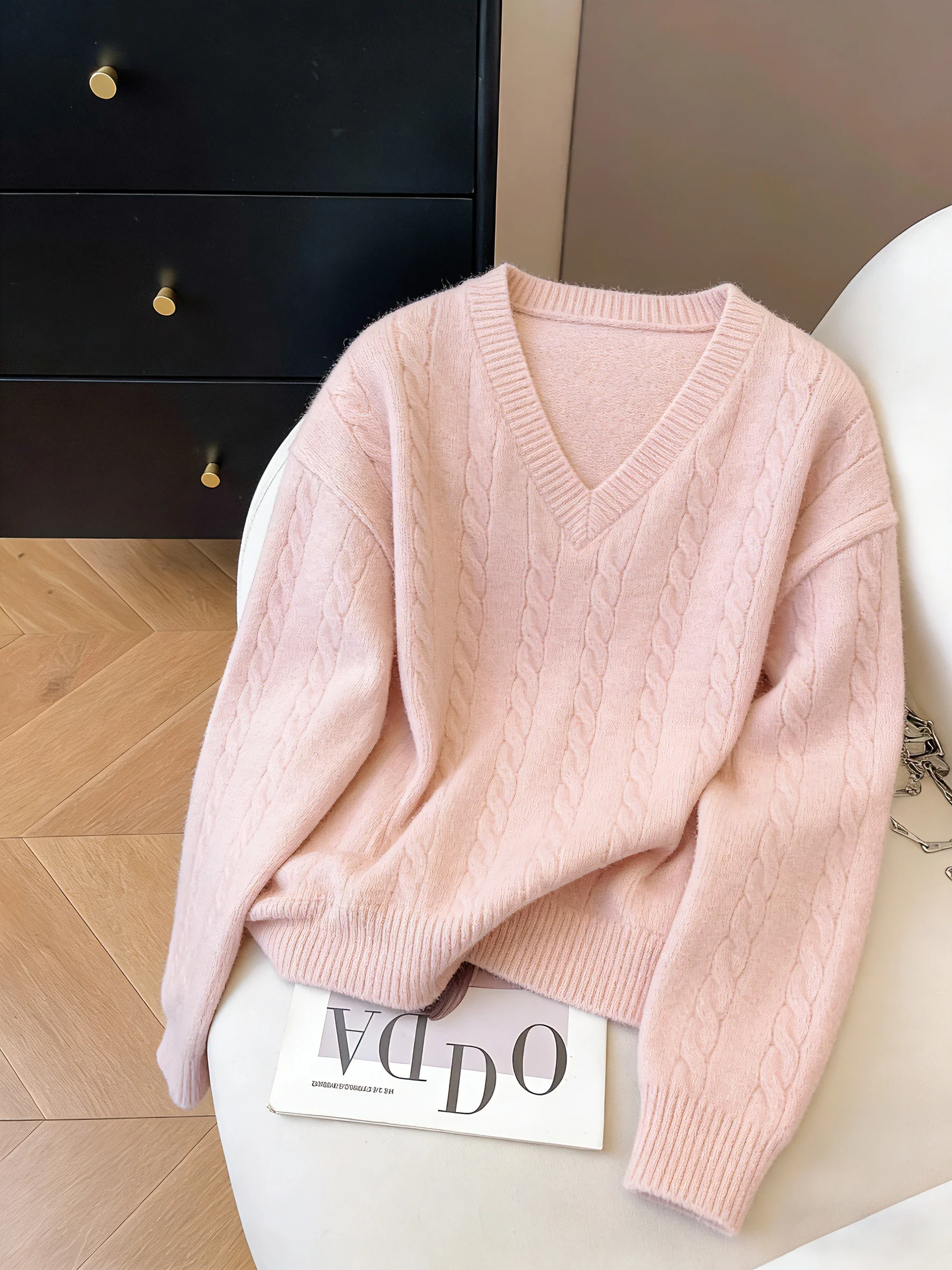 

Корейский нежно-розовый вязаный свитер с V-образным вырезом и длинными рукавами, повседневный универсальный топ свободного кроя для женщин на весну-осень