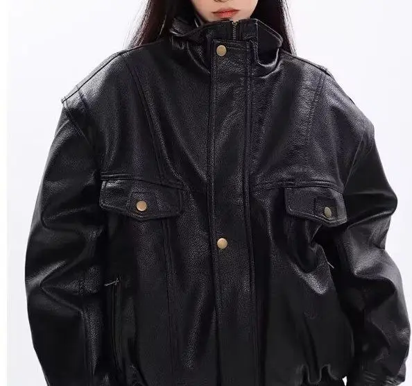 แจ็คเก็ตหนัง PU สไตล์เรโทรและระดับไฮเอนด์สำหรับชุดนักบินมอเตอร์ไซค์แนวสตรีทในฤดูใบไม้ร่วงและฤดูหนาว