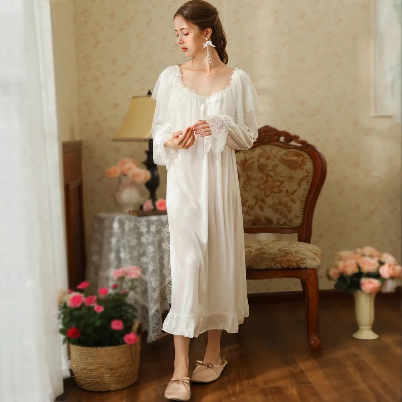 

2025 Autumn Retro Nightgown Women V-neck Palace Lace Homewear Princess Pajamas Sweet Sleepwear Bow Loose Loungewear Nightgowns