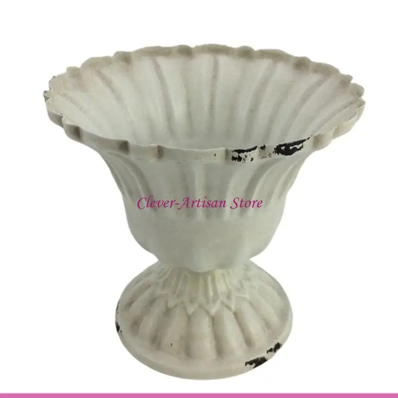 E06B Distressed White Iron Flower Vases with Fluted Texture Detailing for Dried Flower or Wedding Table Centerpieces Display