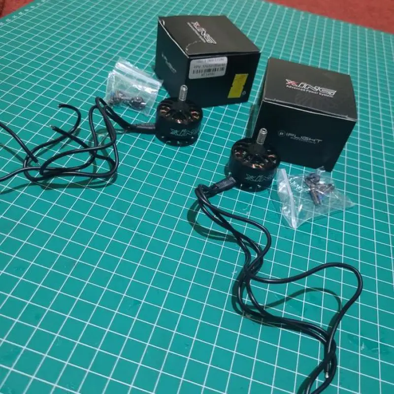 

iFlight XING-E 2809 1250KV / 800KV 4-6S FPV Cinelifter Motor with 5mm Steel shaft for FPV
