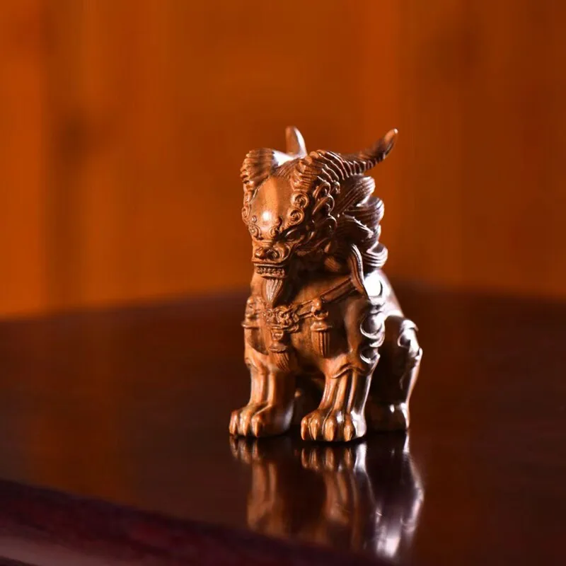 

Classical wood carving deity beasts taotie statues ornaments auspicious beasts feng shui lucky decorative handicrafts