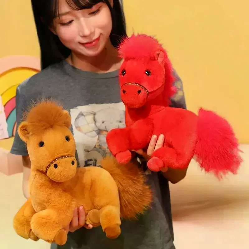 

Плюшевая кукла Зодиака с рисунком из мультфильма — мягкий китайский новогодний талисман 2026, для домашнего декора и подарков.