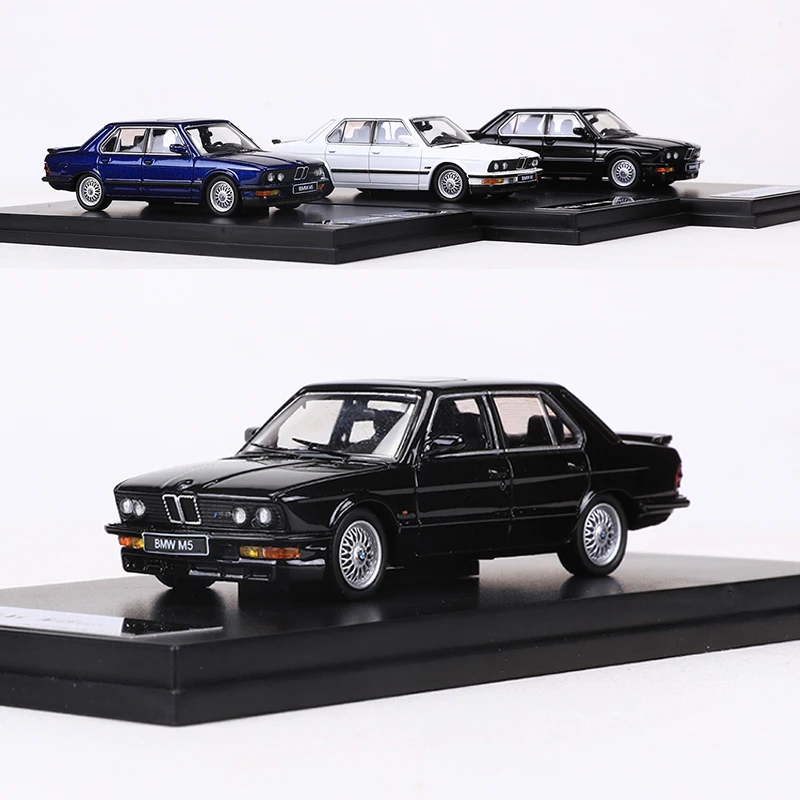 

KING MODEL 1:64 M5 E28 Die-casting Alloy Static Car Model Toy Collection Pendants