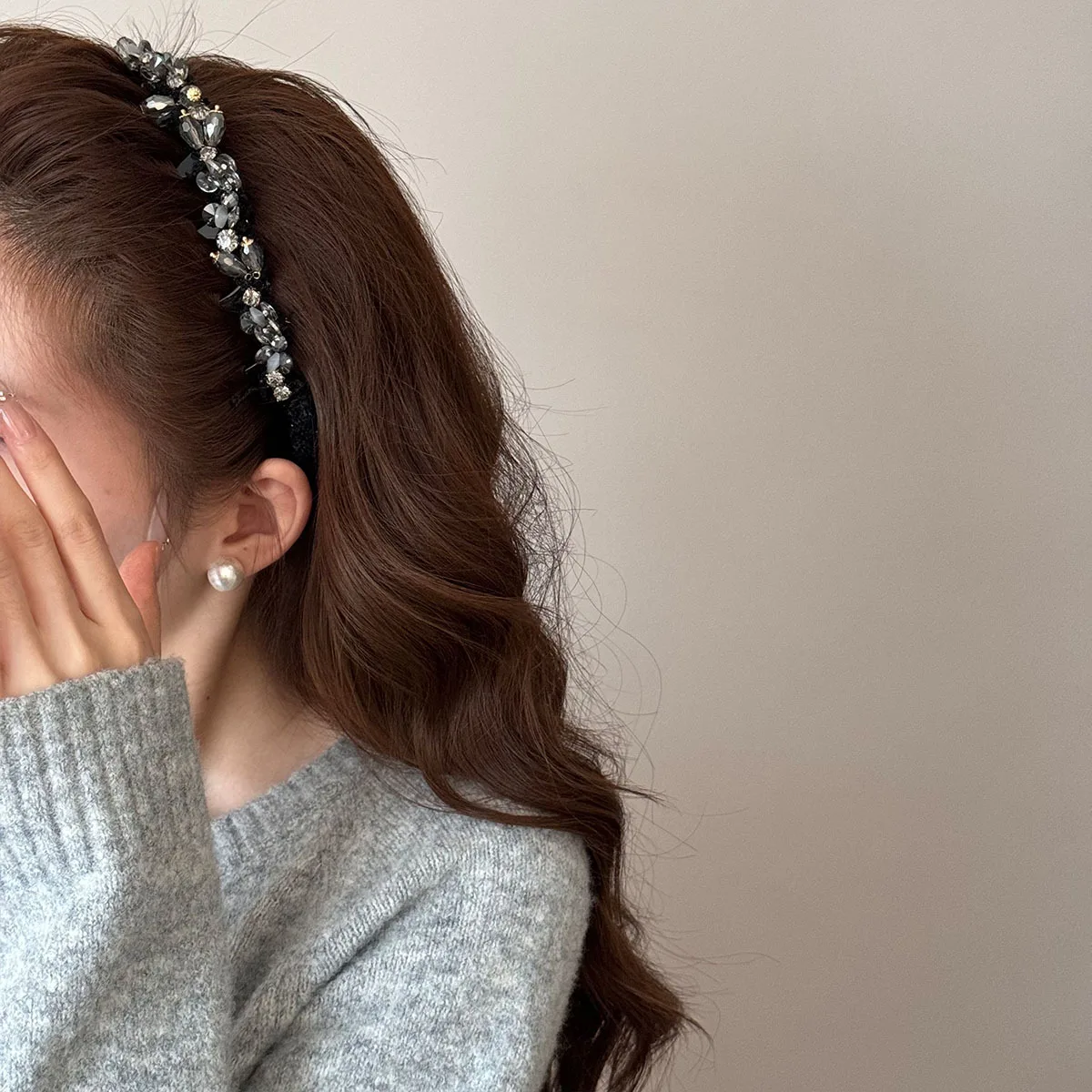 عصابة رأس فاخرة من حجر الراين للنساء والفتيات رباط شعر مصمم فاسيناتور هوب إكسسوارات عتيقة شعبية جديدة في هدية للبالغين kpop