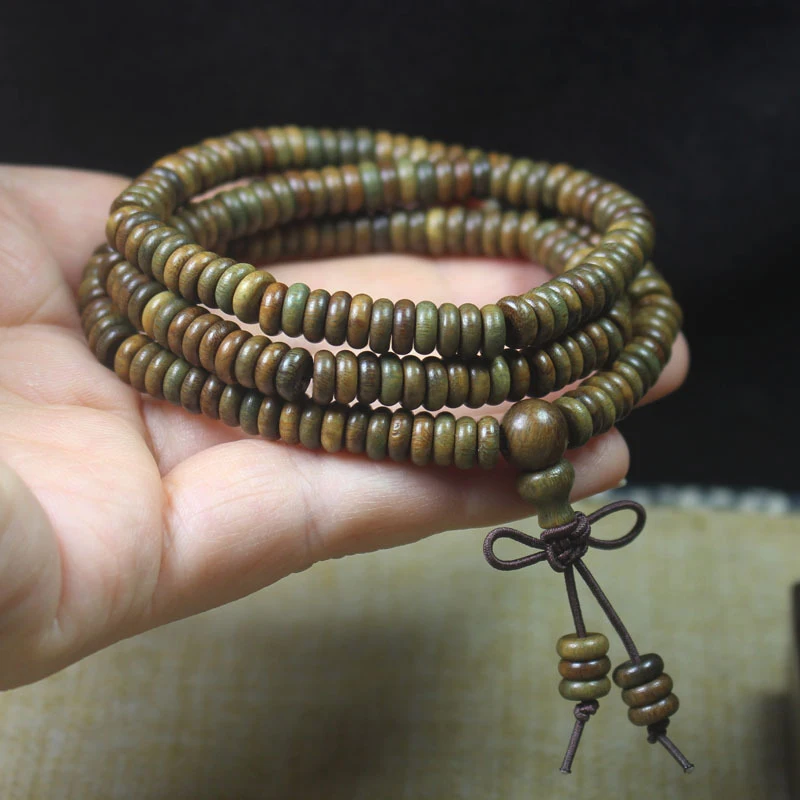 

Green Sandalwood Bead Bracelet, Wooden Bracelet for Women, Chinese Style Simple Prayer Beads, Fashionable Hand Accessory, Gift
