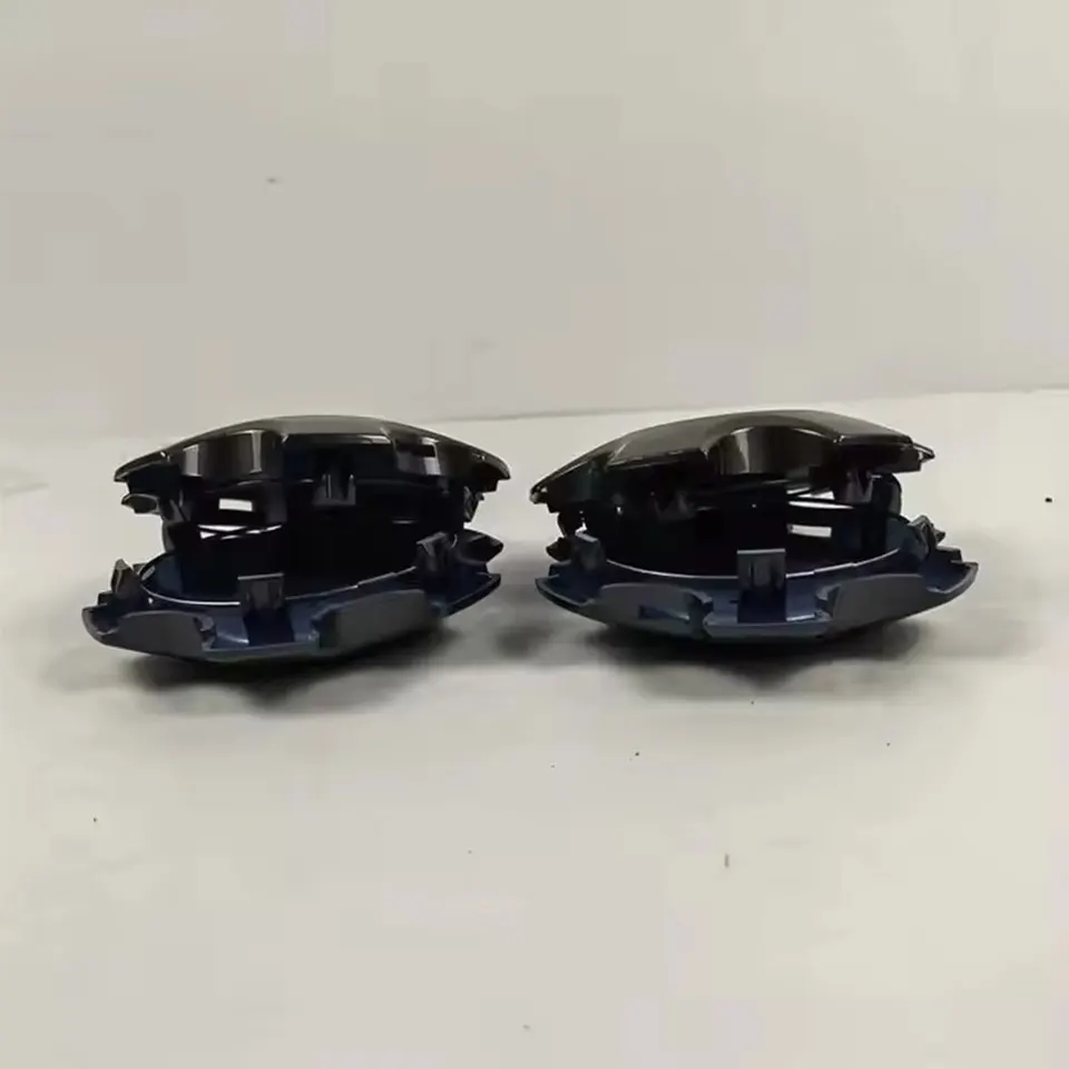 4 個ホイールセンターキャップトヨタ純正ハイラックス GUN125 GR 