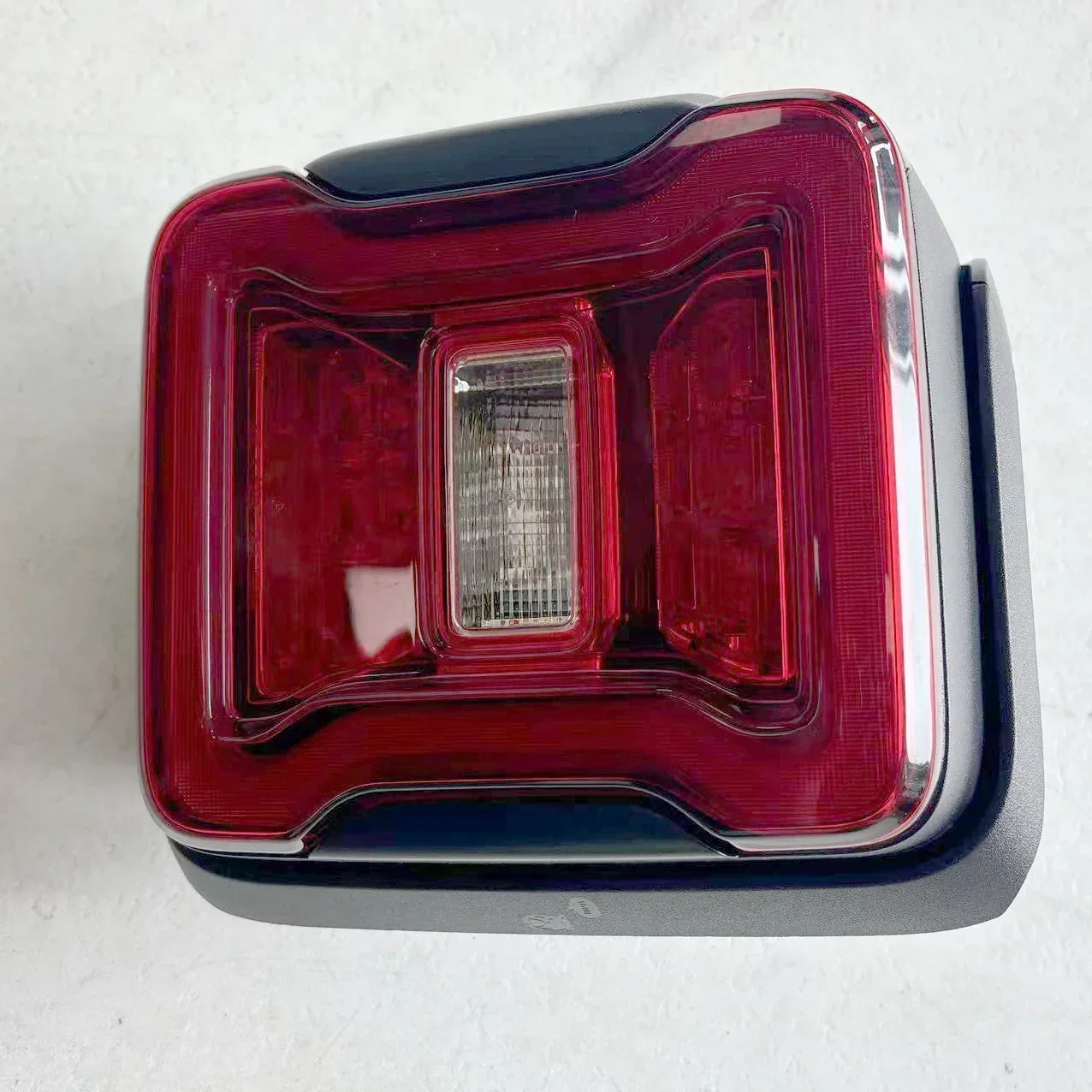 

Задний фонарь JeepS WranglerSJL 392, задний фонарь JL в сборе, задний фонарь MOPAR 68544533AB