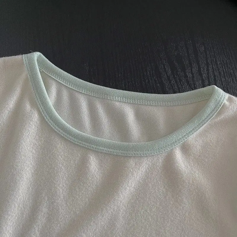 Self-Heating Fleece-Lined Long Sleeve T-Shirt Women's Autumn Winter Thickened Slim Fit round Neck Versatile Base Layer Shirt