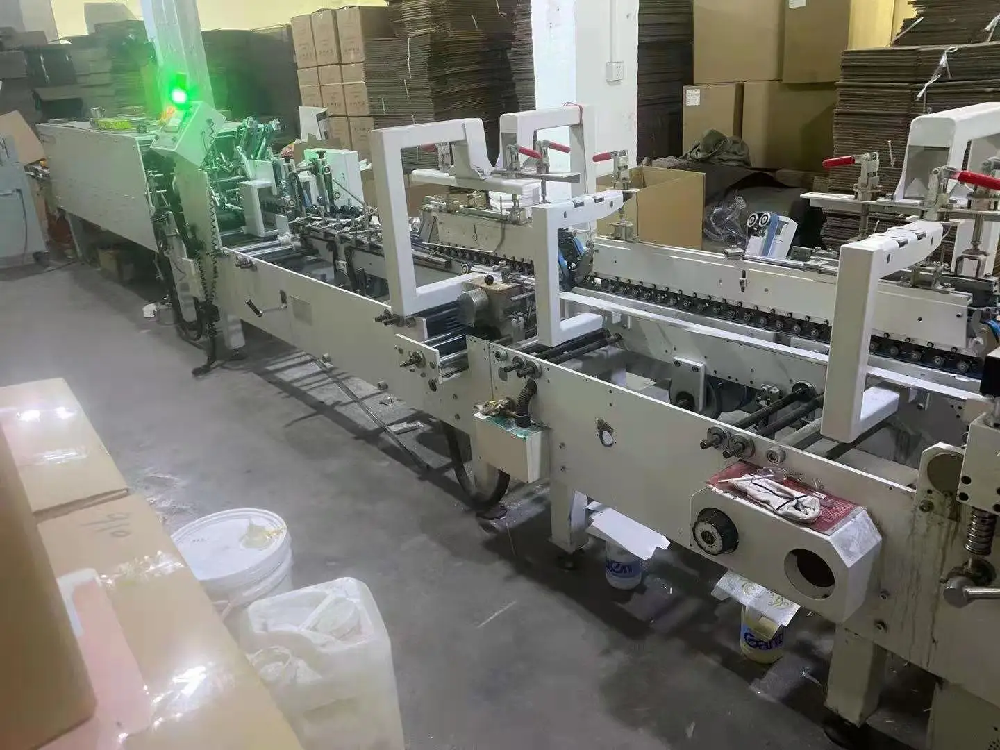 GOLDEN SUPPLIER 8700 Single Lockstitch Industrial Used Sewing Machine Inexpensiv