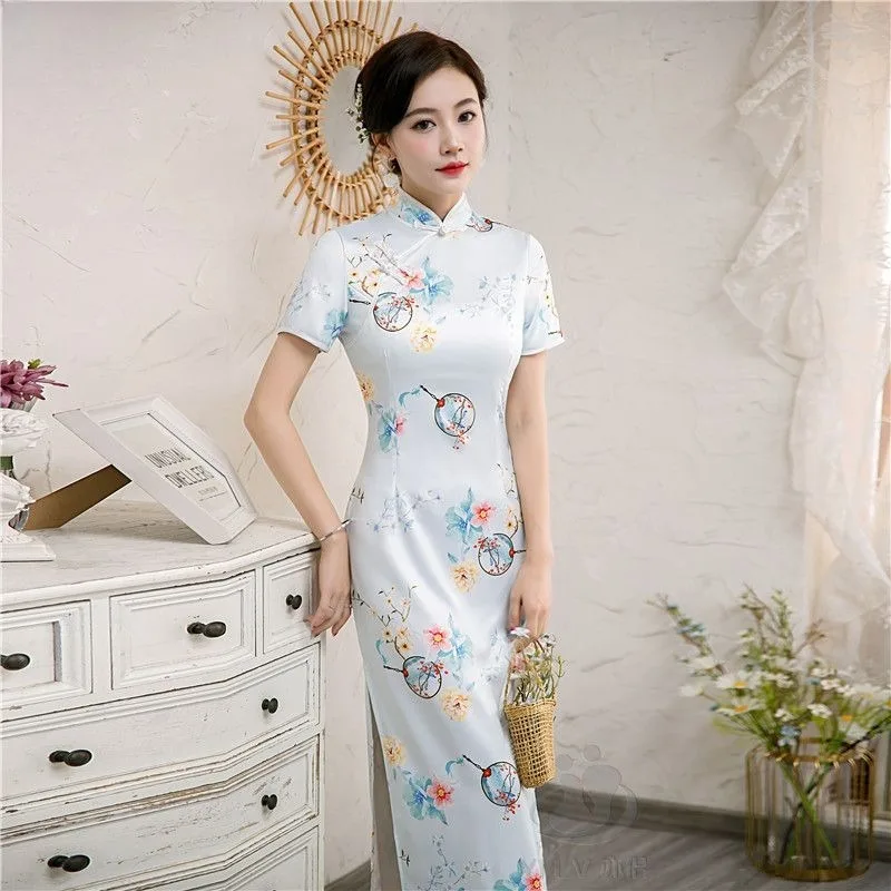 

The New Patterned Short-sleeved Performance Long Cheongsam High-end and Elegant Girls Retro Improved Two-layer Women's Cheongsam