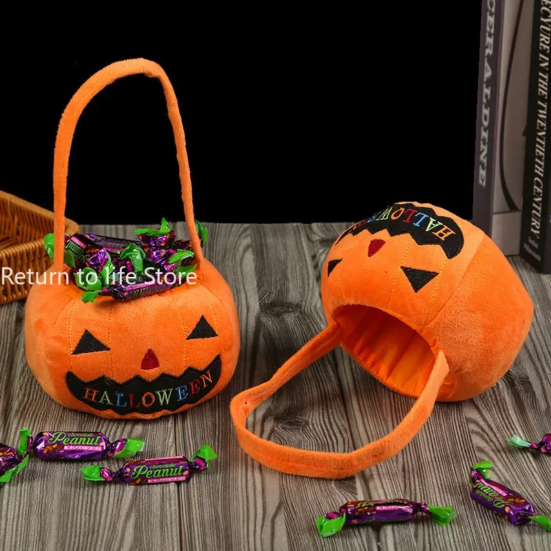 Borsa per caramelle portatile ricamata di Halloween per bambini Cestino per oggetti decorativi portatili Borsa per caramelle con secchiello per zucca di Halloween