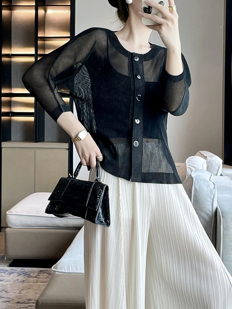 GVUW Pleated Round Collar Shirt Women Single Breasted Fashion New 2024 Versatile Summer Gauze Batwing Sleeve Clothing 17G5845