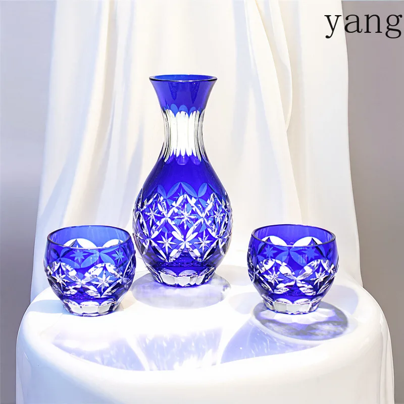 Japanese-style glass, sake jug, sake wine glass, hand-carved Edo dice, the source of a cup