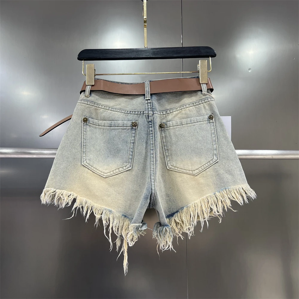 Short en jean déchiré à pompons pour femme, bleu délavé, jambe large, ligne A, vintage, américain, rétro, décontracté avec ceinture, été